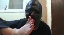 STINKY FEET LICKING