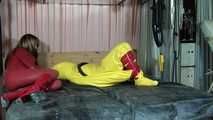 Aufblasbarer gelber  Latex-Strafanzug