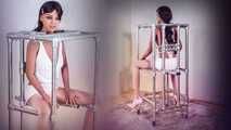 BONDAGE CUBE - Marie mit Dildo und Analhaken - Bondage Furniture