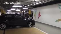 078055 Rachel Evans Takes A Risky Pee In The Parking Garage