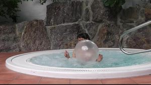 Im Pool