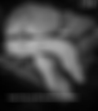 Arsch mit Striemen vom Rohrstock