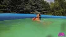 406 Underwater love