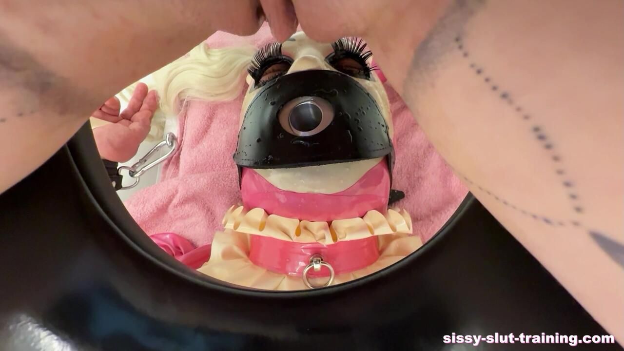 The Reward for the Locked-up Sissy - Sissygasm