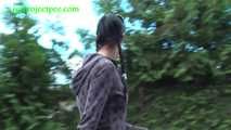 095003 Rock Chick Denise Pees In A Suburban Lane
