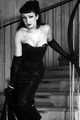 Curvy Vamp