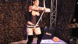 Extreme Straffesselung