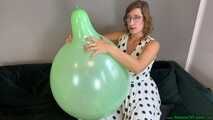 balloon preparing by pump and nail2pop them