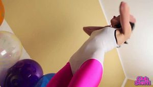 225 Spandex butt pops