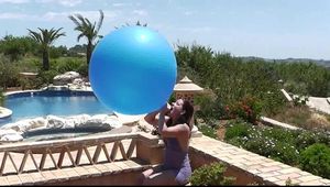 The biggest balloon ever  part 2