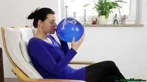 Blow2Pop blue Toys'R'Us balloon