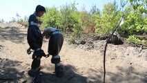 Dana and La Pulya - Bag racing completely packed in trash bags with duct tape (video)