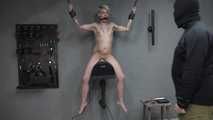 Lola reitet den Sybian