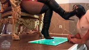 Make my Boots Clean