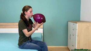 Blow2pop a burgundy U16