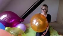 Balloon testing, her first experiences [NonPop]