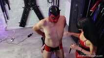 2 richtig fiese Ladies Part3 - Eat Cum