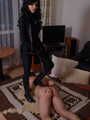 Trampling auf KG Slave