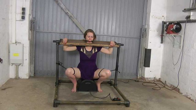 Blasen und Sybian Torture