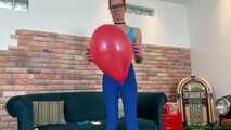 sit2pop B14 balloons in leggings