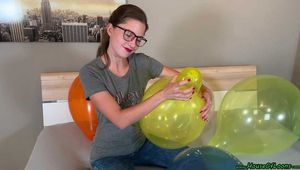 kissing licking and nail2pop seven crystal balloons