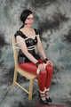 Gefesselt in Lack und Leder