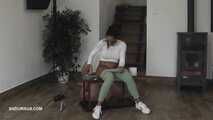 Mistress Nomi Melone smokes and pees on the toliett box