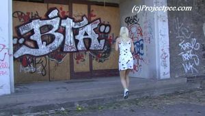 065008 & 066008 Jesse & Jin Peeing In Berlin