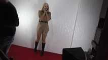 Silvi in Tape get photographed 