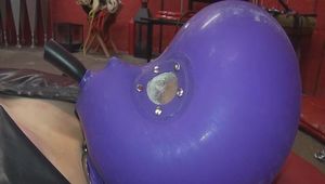 Aufblasmaske atmen und liegen Teil 2