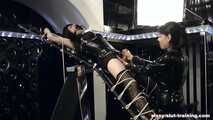  Sissy wird als Toilette benutzt