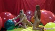 Lisa & Pamela 09