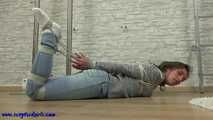 Escape artist Senta in problems