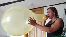 Blow2Pop yellow P18 with moutpiece
