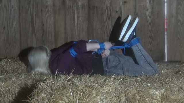 Elysa hogtied 2/2