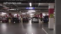 078055 Rachel Evans Takes A Risky Pee In The Parking Garage