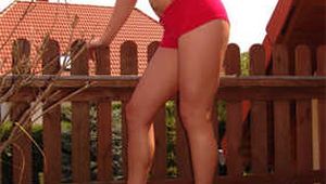 Hey, sweet red Devil