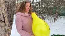 outdoor Blow2Pop yellow TT11 and U14 balloon while smoking