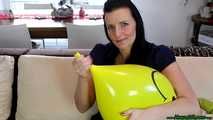 Blow2Pop yellow Tuftex 17"