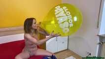 Blow2Pop yellow 18inch Globos Payaso