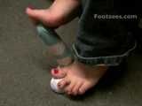 Barefoot footjob practice