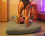 Francy: feel my weight again!