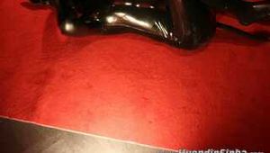 Domina Felicitas und Jaska mit den Ballet Boots