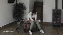 Mistress Nomi Melone smokes and pees on the toliett box