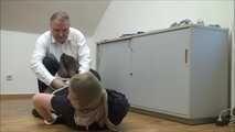 Mara - New prisoner in the office Teil 6 von 8