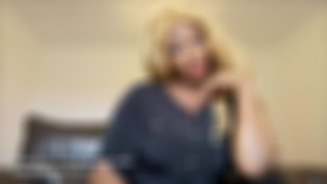 Custom: My feet own your home now!