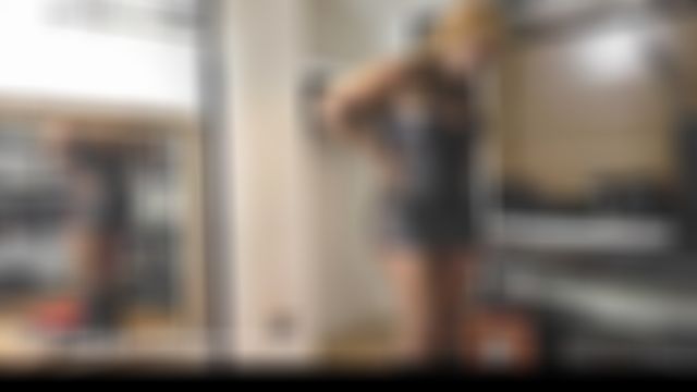 Eclipsed by that juicy arse!