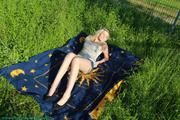 Summertime feelings with Hogtie