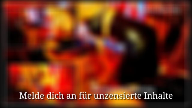 Latex Herrin zwangsentsamt deinen Schwanz.