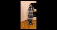 Bonnie Woods - Trashbag self package (video)
